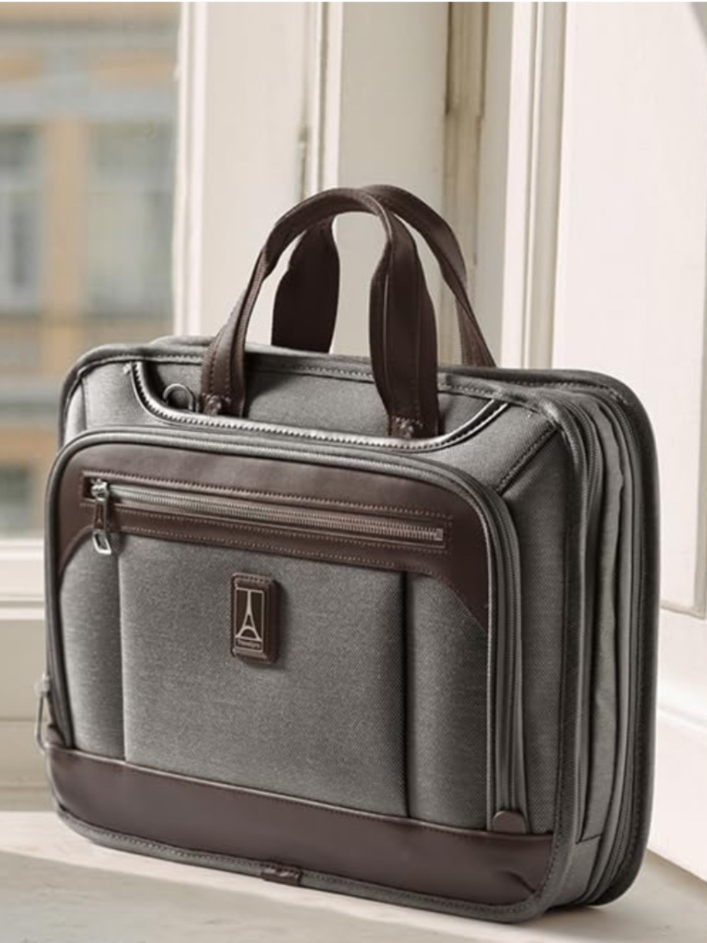 TRAVELPRO PLATINUM ELITE SLIM BUSINESS COMPUTER BRIEFCASE
